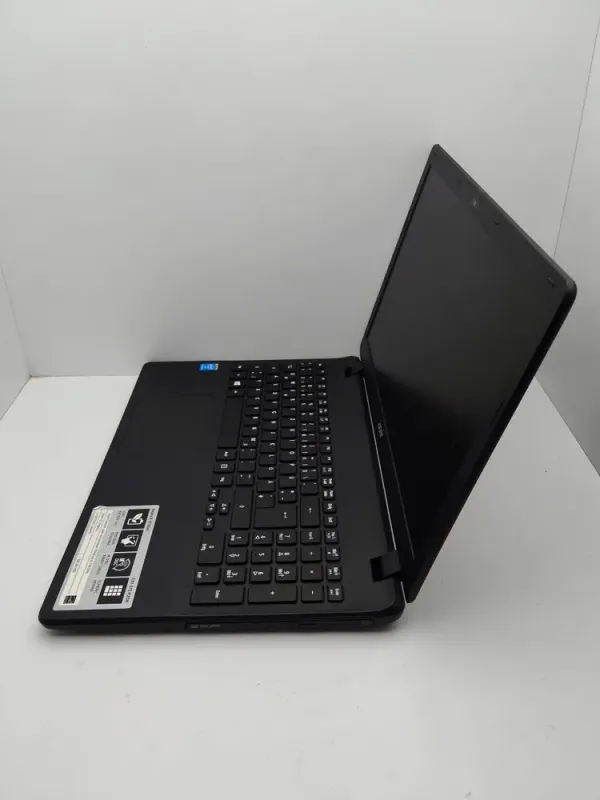 Ноутбук Acer Aspire ES1-512 / 15.6" (1366x768) TN / Intel Pentium N3540 (4 ядра по 2.16 - 2.66 GHz) / 4 GB DDR3 / 500 GB HDD / Intel HD Graphics / WebCam б/в - зображення 6