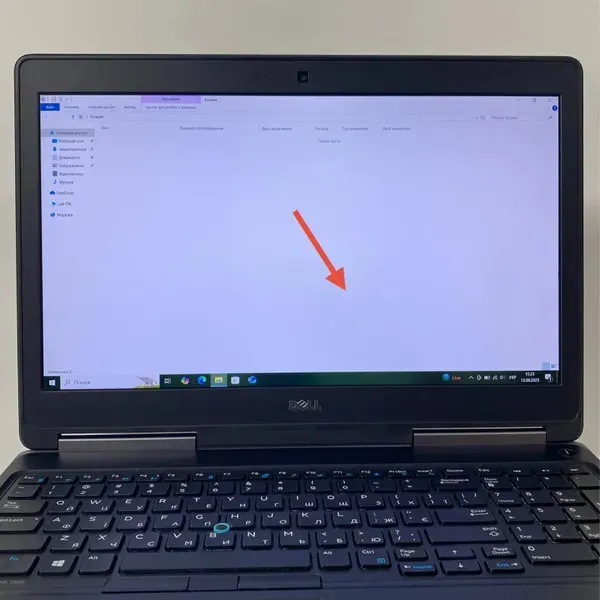 Мобільна робоча станція Б-клас Dell Precision 7510 / 15.6" (1920x1080) IPS / Intel Core i7-6820HQ (4 (8) ядра по 2.7 - 3.6 GHz) / 16 GB DDR4 / 256 GB SSD + 1000 GB HDD / nVidia Quadro M2000M, 4 GB GDDR5, 128-bit / WebCam / TouchID б/в - зображення 3