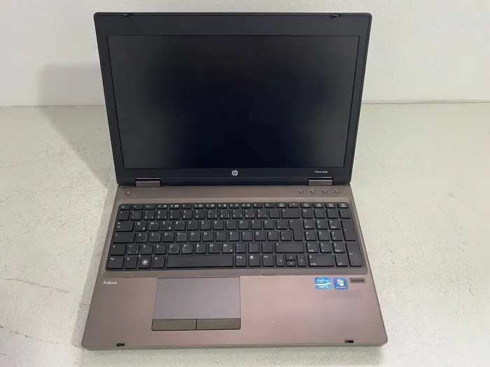 Ноутбук Б-клас HP ProBook 6560b / 15.6" (1366x768) TN / Intel Core i5-2410M (2 (4) ядра по 2.3 - 2.9 GHz) / 8 GB DDR3 / 320 GB HDD / Intel HD Graphics 3000 / DVD-ROM б/в - зображення 2