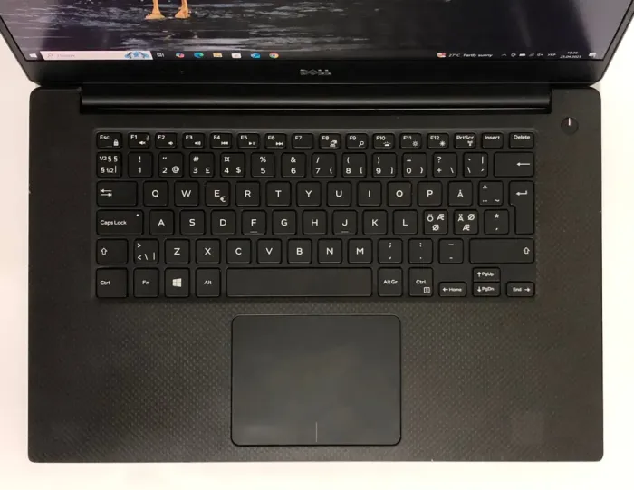 Мобільна робоча станція Б-клас Dell Precision 5510 / 15.6" (1920x1080) IPS / Intel Core i7-6820HQ (4 (8) ядра по 2.7 - 3.6 GHz) / 16 GB DDR4 / 256 GB SSD / nVidia Quadro M1000M, 2 GB GDDR5, 128-bit / WebCam б/в - зображення 8