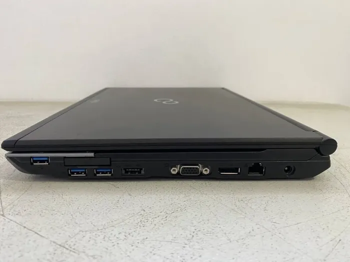 Мобільна робоча станція Б-клас Fujitsu Celsius H720 / 15.6" (1920x1080) TN / Intel Core i7-3720QM (4 (8) ядра по 2.6 - 3.6 GHz) / 16 GB DDR3 / 256 GB SSD / nVidia Quadro K1000M, 2 GB GDDR3, 128-bit / WebCam б/в - зображення 7