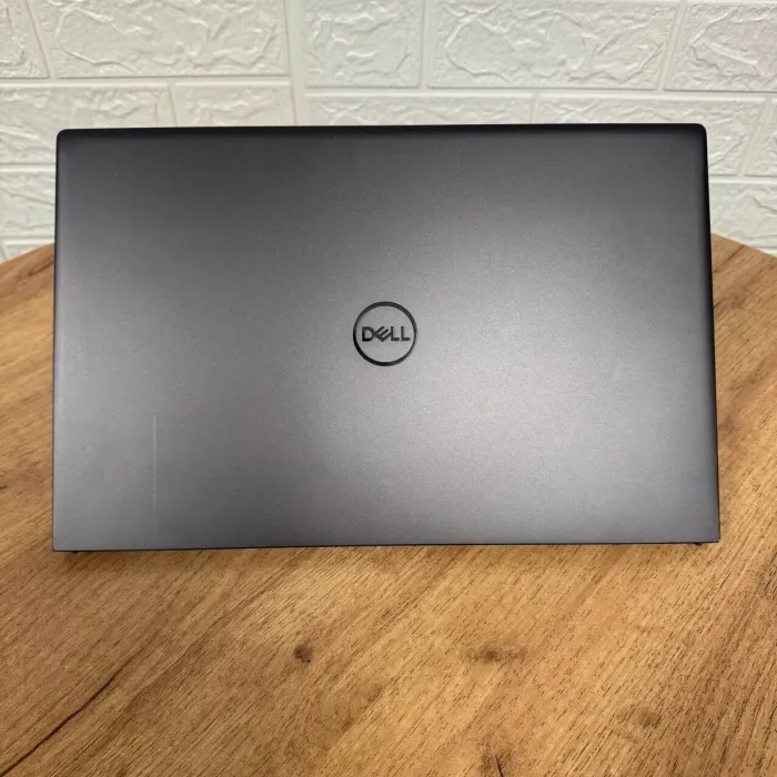 Ігровий ультрабук Б-клас Dell Vostro 15 7510 / 15.6" (1920x1080) IPS / Intel Core i7-11800H (8 (16) ядер по 2.3 - 4.6 GHz) / 16 GB DDR4 / 512 GB SSD / nVidia GeForce RTX 3050, 4 GB GDDR6, 128-bit / WebCam б/в - зображення 3