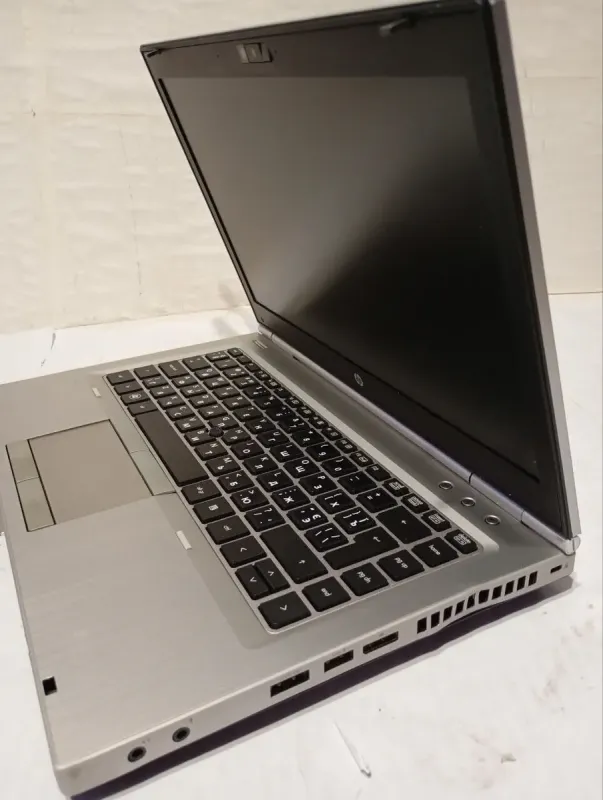 Ноутбук Б-клас HP EliteBook 8460P / 14" (1366x768) TN / Intel Core i5-2520M (2 (4) ядра по 2.5 - 3.2 GHz) / 8 GB DDR3 / 750 GB HDD / Intel HD Graphics 3000 / WebCam б/в - зображення 6