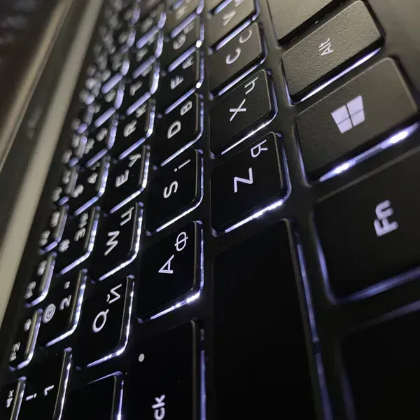 Ігровий ультрабук Б-клас Dell XPS 15 7590 / 15.6" (1920x1080) IPS / Intel Core i5-9300H (4 (8) ядра по 2.4 - 4.1 GHz) / 16 GB DDR4 / 512 GB SSD / nVidia GeForce GTX 1650, 4 GB GDDR6, 128-bit / WebCam / HDMI б/в - зображення 6