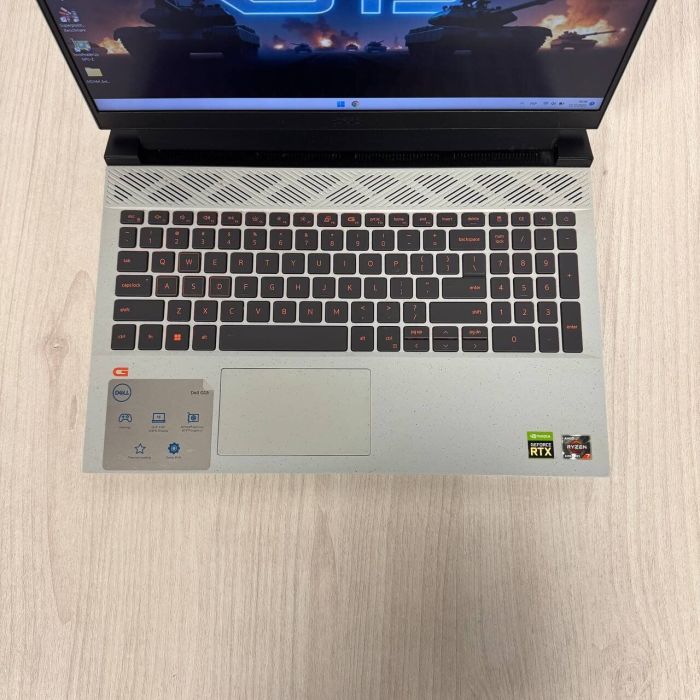Ігровий ноутбук Б-класу Dell G15 5525 / 15,6" (1920x1080) IPS / AMD Ryzen 7 6800H (8 (16) ядер по 3,2 - 4,7 ГГц) / 16 ГБ DDR5 / 512 ГБ SSD / nVidia GeForce RTX 3050 Ti, 4 ГБ GDDR6, 128-біт / Веб-камера б/в - зображення 3