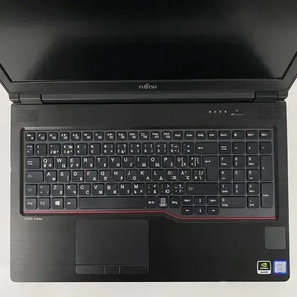 Мобільна робоча станція Б-клас Fujitsu Celsius H780 / 15.6" (1920x1080) IPS / Intel Core i7-8750H (6 (12) ядер по 2.2 - 4.1 GHz) / 16 GB DDR4 / 512 GB SSD / nVidia Quadro P600, 4 GB GDDR5, 128-bit / WebCam / VGA б/в - зображення 3