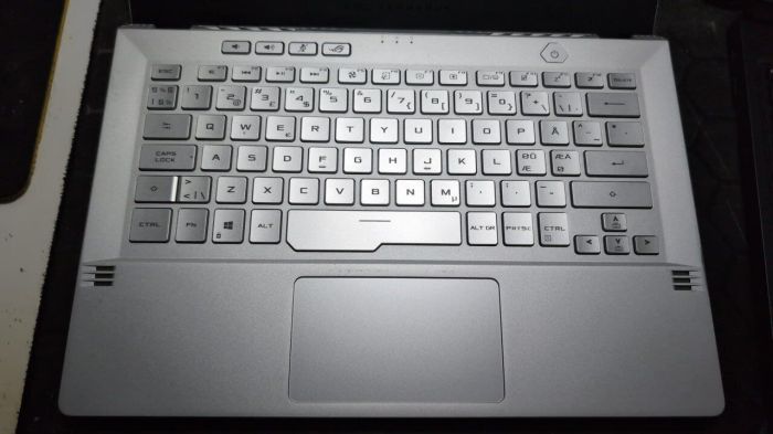 Ігровий ноутбук Б-класу Asus ROG Zephyrus G14 GA401QM / 14" (1920x1080) IPS / AMD Ryzen 9 5900HS (8 (16) ядер по 3,0 - 4,6 ГГц) / 24 ГБ DDR4 / 960 ГБ SSD / nVidia GeForce RTX 3060, 6 ГБ GDDR6, 192-біт б/в - зображення 10