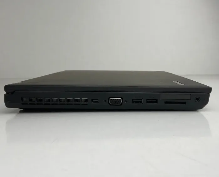 Ноутбук Б-клас Lenovo ThinkPad T540p / 15.6" (1920x1080) TN / Intel Core i5-4300M (2 (4) ядра по 2.6 - 3.3 GHz) / 16 GB DDR3 / 240 GB SSD / Intel HD Graphics 4600 / WebCam б/в - зображення 3