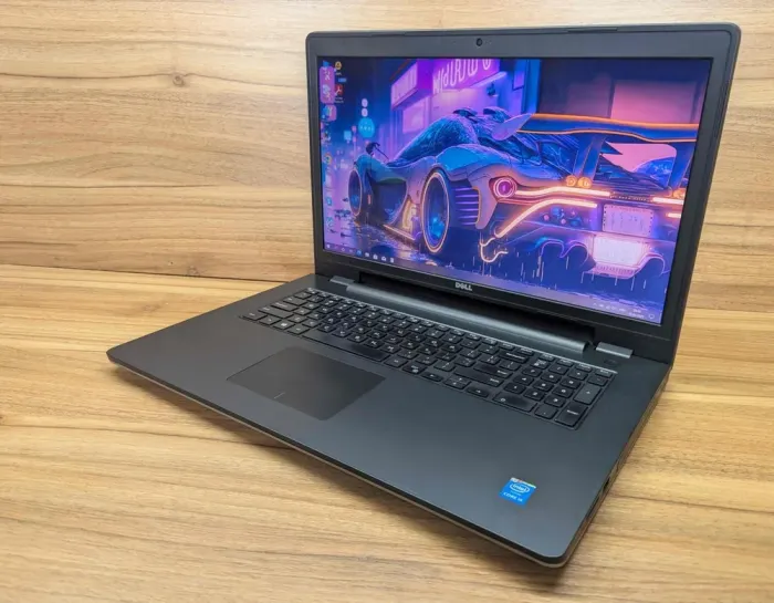 Ноутбук Dell Inspiron 5748 / 17.3" (1600x900) TN / Intel Core i5-4210U (2 (4) ядра по 1.7 - 2.7 GHz) / 8 GB DDR3 / 240 GB SSD / Intel HD Graphics 4400 / WebCam / Windows 10 б/в - зображення 5