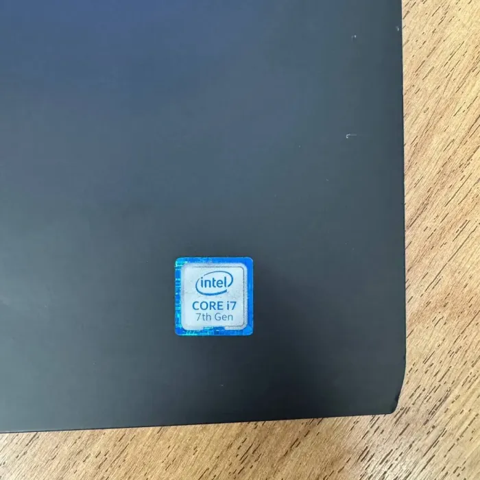 Ігровий ноутбук Б-клас Dell Alienware 15 R3 / 15.6" (1920x1080) IPS / Intel Core i7-7700HQ (4 (8) ядра по 2.8 - 3.8 GHz) / 16 GB DDR4 / 500 GB SSD / nVidia GeForce GTX 1070, 8 GB GDDR5, 256-bit / WebCam б/в - зображення 8