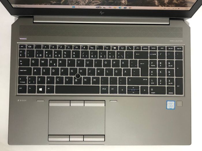 Мобільна робоча станція HP ZBook 15 G6 / 15,6" (1920x1080) IPS / Intel Core i5-9300H (4 (8) ядра по 2,4 - 4,1 ГГц) / 16 ГБ DDR4 / 512 ГБ SSD NVMe / nVidia Quadro T1000, 4 ГБ GDDR5, 128-біт / WebCam / Win 11 Pro б/в - зображення 8