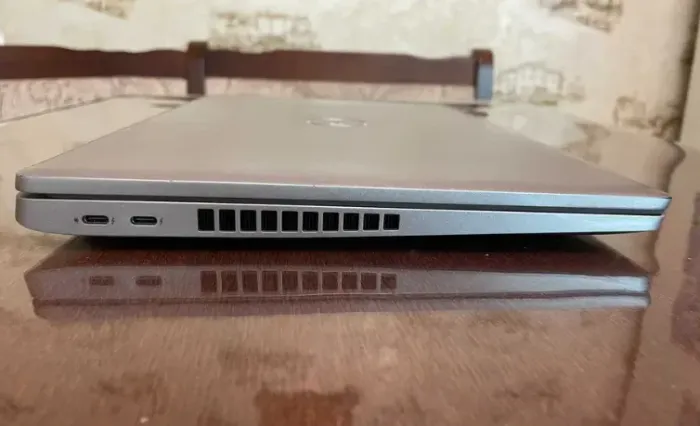 Ультрабук Dell Latitude 5520 / 15.6" (1920x1080) IPS / Intel Core i5-1145G7 (4 (8) ядра по 2.6 - 4.4 GHz) / 16 GB DDR4 / 256 GB SSD / Intel Iris Xe Graphics / WebCam б/в - зображення 6