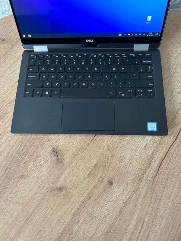 Ультрабук-трансформер Б-клас Dell XPS 13 9365 x360 / 13.3" (1920x1080) IPS Touch / Intel Core i5-7Y57 (2 (4) ядра по 1.2 - 3.3 GHz) / 8 GB DDR3 / 256 GB SSD M.2 / Intel HD Graphics 615 / WebCam / mini DisplayPort б/в - зображення 3