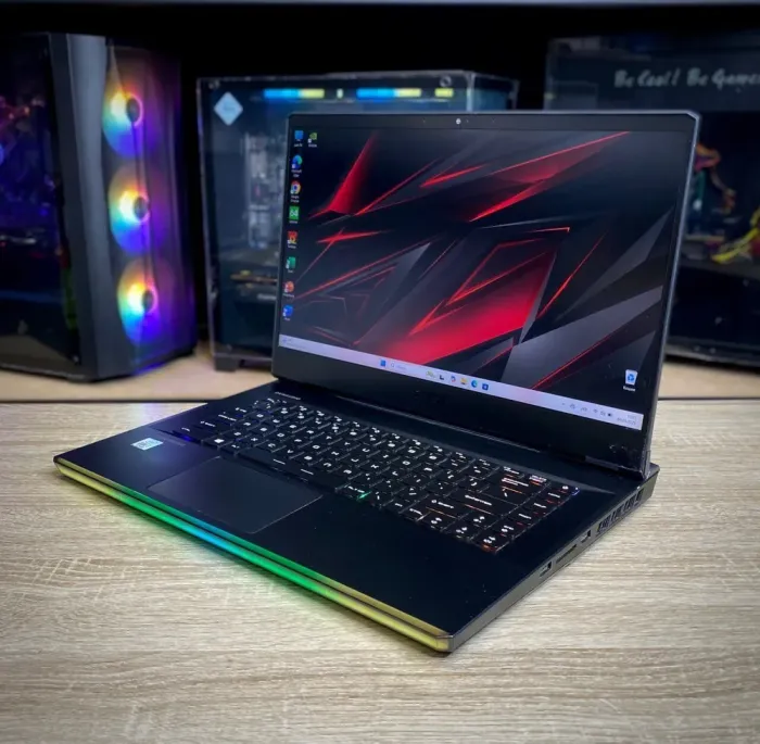 Ігровий ноутбук MSI GE66 Raider / 15.6" (1920x1080) IPS / Intel Core i7-10750H (6 (12) ядер по 2.6 - 5.0 GHz) / 32 GB DDR4 / 1000 GB SSD / nVidia GeForce RTX 2070 Super, 8 GB GDDR6, 256-bit / WebCam б/в - зображення 3