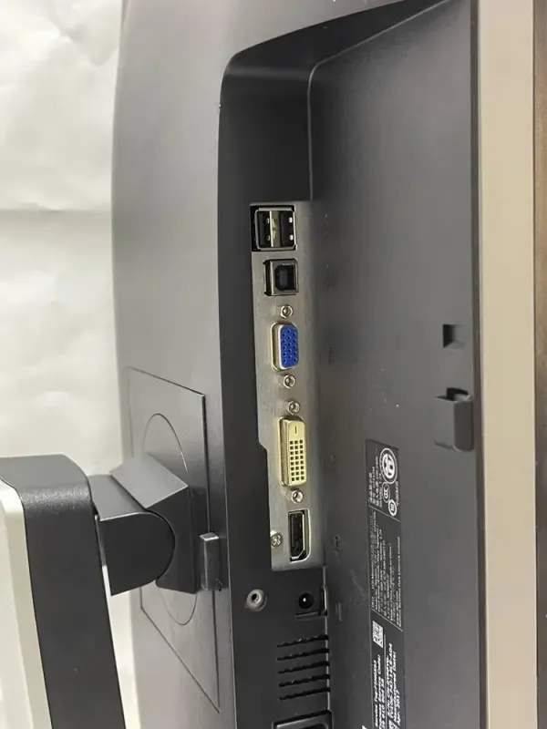 Монітор Dell U2412Mb / 24" (1920x1200) IPS / USB, VGA, DVI, DisplayPort / VESA 100x100 + Кабель живлення б/в - зображення 7