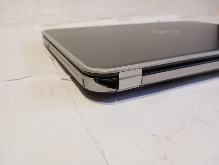 Ноутбук Б-клас Dell Inspiron 5521 / 15.6" (1366x768) TN / Intel Core i7-3537U (2 (4) ядра по 2.0 - 3.1 GHz) / 8 GB DDR3 / 128 GB SSD / Intel HD Graphics 4000 / WebCam / DVD-RW б/в - зображення 8