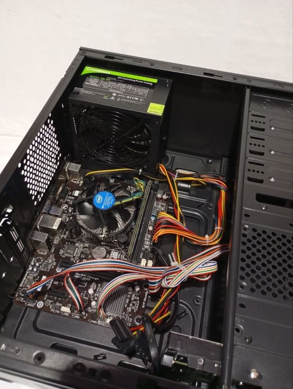 ПК GameMax MT516 Tower / Intel Core i5-4570 (4 ядра по 3.2 - 3.6 GHz) / 8 GB DDR3 / 320 GB HDD / Intel HD Graphics 4600 / 400W б/в - зображення 6