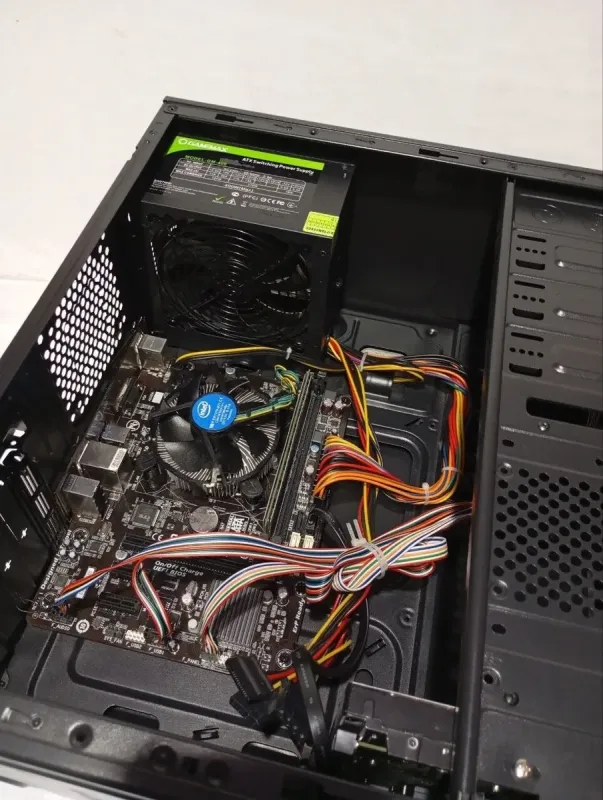 ПК GameMax MT516 Tower / Intel Core i5-4570 (4 ядра по 3.2 - 3.6 GHz) / 8 GB DDR3 / 320 GB HDD / Intel HD Graphics 4600 / 400W б/в - зображення 6