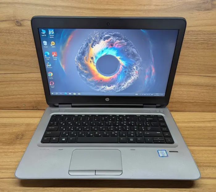 Ноутбук HP ProBook 640 G2 / 14" (1920x1080) IPS / Intel Core i7-6600U (2 (4) ядра по 2.6 - 3.4 GHz) / 8 GB DDR4 / 240 GB SSD / Intel HD Graphics 520 / TouchID / WebCam / Windows 10 б/в - зображення 2
