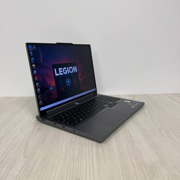 Ігровий ноутбук Б-клас Lenovo Legion 5 16IRX9 / 16" (2560x1600) IPS / Intel Core i7-14700HX (20 (28) ядер по 1.5 - 5.5 GHz) / 16 GB DDR5 / 512 GB SSD NVMe / nVidia GeForce RTX 4070, 8 GB GDDR6, 128-bit / WebCam б/в - зображення 4