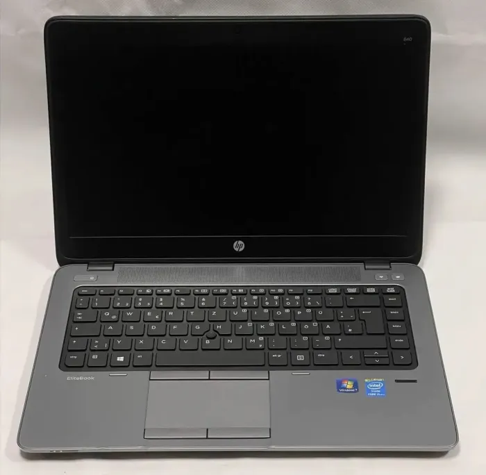 Ноутбук Б-клас HP EliteBook 840 G1 / 14" (1600x900) TN / Intel Core i5-4300U (2 (4) ядра по 1.9 - 2.9 GHz) / 8 GB DDR3 / 500 GB HDD / Intel HD Graphics 4400 / WebCam / DisplayPort б/в - зображення 3