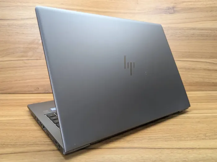 Мобільна робоча станція HP zBook 14u G6 / 14" (1920x1080) IPS / Intel Core i5-8265U (4 (8) ядра по 1.6 - 3.9 GHz) / 16 GB DDR4 / 256 GB SSD / AMD Radeon Pro WX 3200, 4 GB GDDR5, 128-bit / WebCam / TouchID / Windows 10 б/в - зображення 7