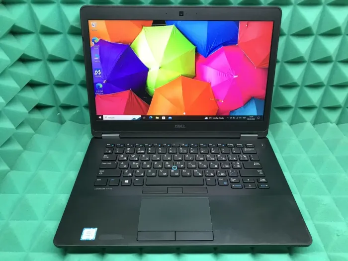 Ультрабук Б-клас Dell Latitude E7470 / 14" (1920x1080) IPS / Intel Core i5-6300U (2 (4) ядра по 2.4 - 3.0 GHz) / 8 GB DDR4 / 256 GB SSD / Intel HD Graphics 520 / WebCam / HDMI / miniDP / Windows 10 ліцензія б/в - зображення 2