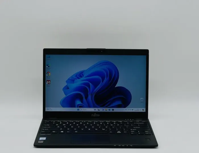 Ноутбук-трансформер Fujitsu LifeBook U939 / 13.3" (1920x1080) IPS Touch / Intel Core i5-8265U (4 (8) ядра по 1.6 - 3.9 GHz) / 8 GB DDR4 / 120 GB SSD / Intel UHD Graphics / WebCam б/в - зображення 2