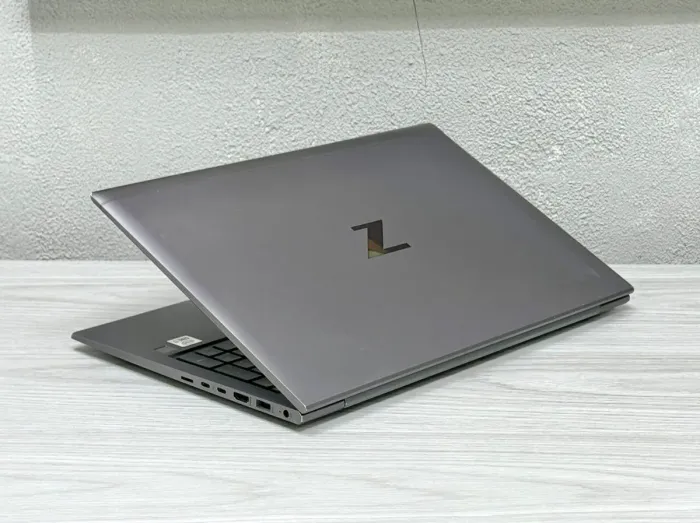 Мобільна робоча станція HP ZBook Firefly 15 G7 / 15.6" (1920x1080) IPS / Intel Core i7-10510U (4 (8) ядра по 1.8 - 4.9 GHz) / 16 GB DDR4 / 256 GB SSD M.2 / nVidia Quadro P520, 4 GB GDDR5, 64-bit / WebCam / Win 11 Pro б/в - зображення 6