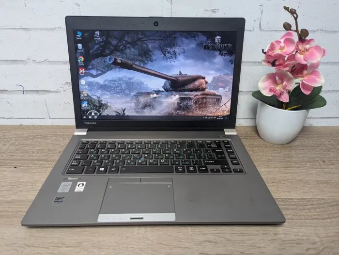 Ноутбук Б-клас Toshiba Tecra Z40-A-187 / 14" (1366x768) TN / Intel Core i5-4310U (2 (4) ядра по 2.0 - 3.0 GHz) / 8 GB DDR3 / 128 GB SSD / Intel HD Graphics 4400 / WebCam б/в - зображення 2