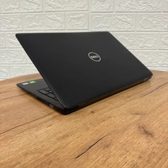 Ноутбук Б-клас Dell Latitude 3500 / 15.6" (1920x1080) TN / Intel Core i7-8565U (4 (8) ядра по 1.8 - 4.6 GHz) / 8 GB DDR4 / 256 GB SSD / nVidia GeForce MX130, 2 GB GDDR5, 64-bit / WebCam б/в - зображення 6
