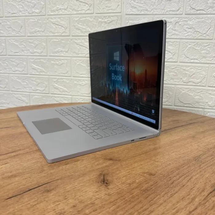 Ігровий ультрабук-трансформер Б-клас Microsoft Surface Book 3 / 15.0" (3240x2160) IPS Touch / Intel Core i7-1065G7 (4 (8) ядра по 1.3 - 3.9 GHz) / 32 GB DDR4 / 1000 GB SSD NVMe / nVidia GeForce GTX 1660 Ti Max-Q, 6 GB GDDR6, 192-bit / WebCam б/в - зображення 5