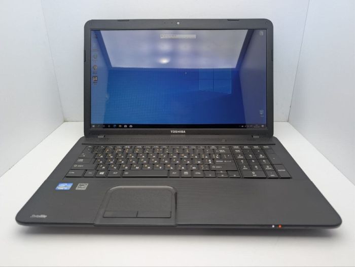 Ноутбук Toshiba Satellite Pro C875 / 17.3" (1600x900) TN / Intel Core i3-3110M (2 (4) ядра по 2.4 GHz) / 8 GB DDR3 / 128 GB SSD / Intel HD Graphics 4000 / WebCam б/в - зображення 2