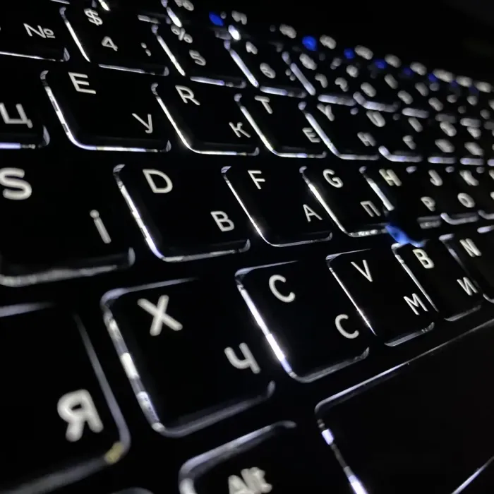 Ноутбук Б-клас Dell Latitude 5580 / 15.6" (1920x1080) IPS / Intel Core i5-7440HQ (4 ядра по 2.8 - 3.8 GHz) / 16 GB DDR4 / 240 GB SSD / nVidia GeForce 940MX, 2 GB GDDR5, 64-bit / WebCam б/в - зображення 6