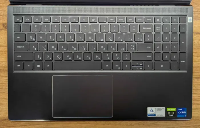 Ігровий ноутбук Dell Vostro 15 7510 / 15.6" (1920x1080) IPS / Intel Core i7-11800H (8 (16) ядер по 2.3 - 4.6 GHz) / 16 GB DDR4 / 512 GB SSD / nVidia GeForce RTX 3050, 4 GB GDDR6, 128-bit / WebCam / Fingerprint / Windows 11 б/в - зображення 3