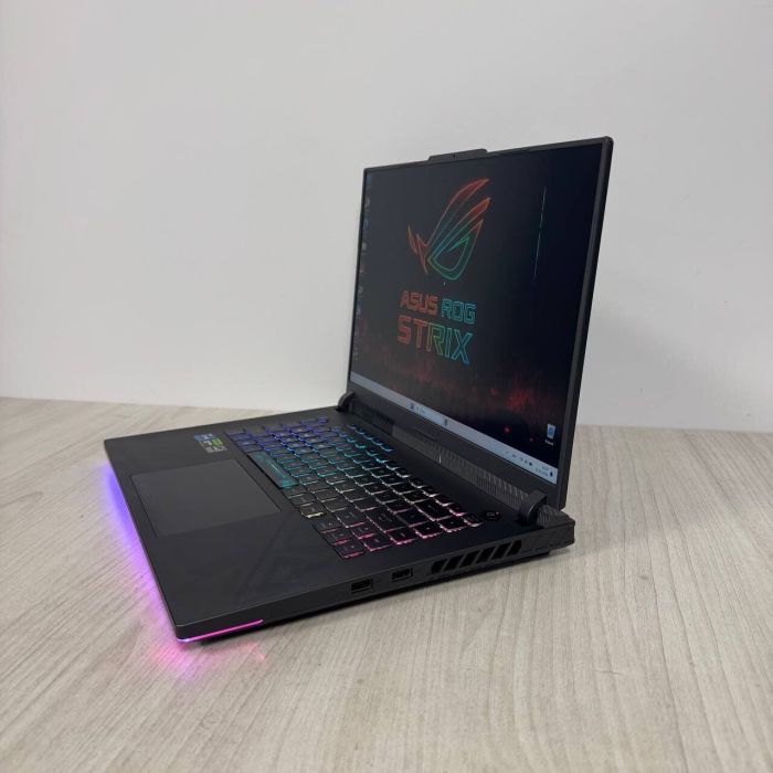 Ігровий ноутбук Б-класу Asus ROG Strix G16 G614JV / 16" (1920x1200) IPS / Intel Core i7-13650HX (14 (20) ядер по 3,6 - 4,9 ГГц) / 16 ГБ DDR5 / 1000 ГБ SSD NVMe / nVidia GeForce RTX 4060, 8 ГБ GDDR6, 128-біт / Веб-камера б/в - зображення 5