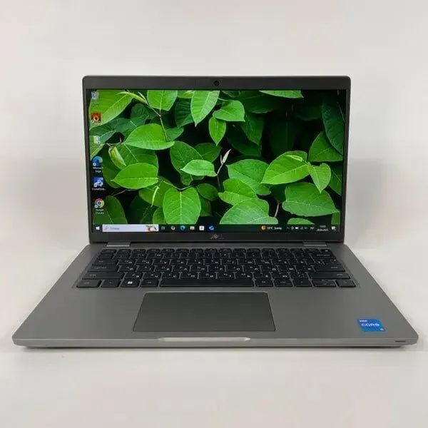 Ультрабук Dell Latitude 5430 / 14" (1920x1080) IPS / Intel Core i5-1235U (10 (12) ядер по 3.3 - 4.4 GHz) / 16 GB DDR4 / 512 GB SSD / Intel Iris Xe Graphics / WebCam / HDMI б/в - зображення 2