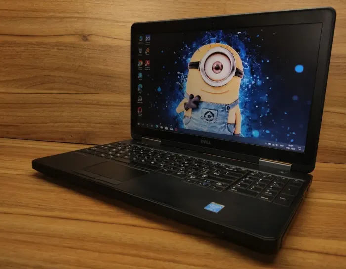 Ноутбук Б-клас Dell Latitude E5540 / 15.6" (1366x768) TN / Intel Core i5-4300U (2 (4) ядра по 1.9 - 2.9 GHz) / 8 GB DDR3 / 256 GB SSD / Intel HD Graphics 4400 / WebCam / Windows 10 б/в - зображення 6