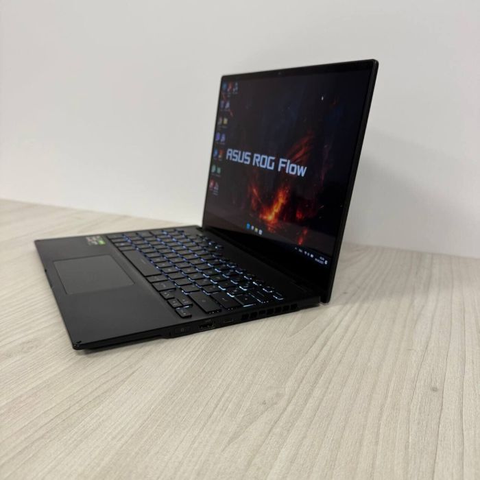 Ігровий ультрабук-трансформер Asus Rog Flow x13 GV301QH / 13.4" (1920x1080) IPS Touch / AMD Ryzen 9 5900HS (8 (16) ядер по 3.0 - 4.6 GHz) / 16 GB DDR4 / 1000 GB SSD NVMe / nVidia GeForce GTX 1650 Max-Q, 4 GB GDDR6, 128-bit / WebCam б/в - зображення 5