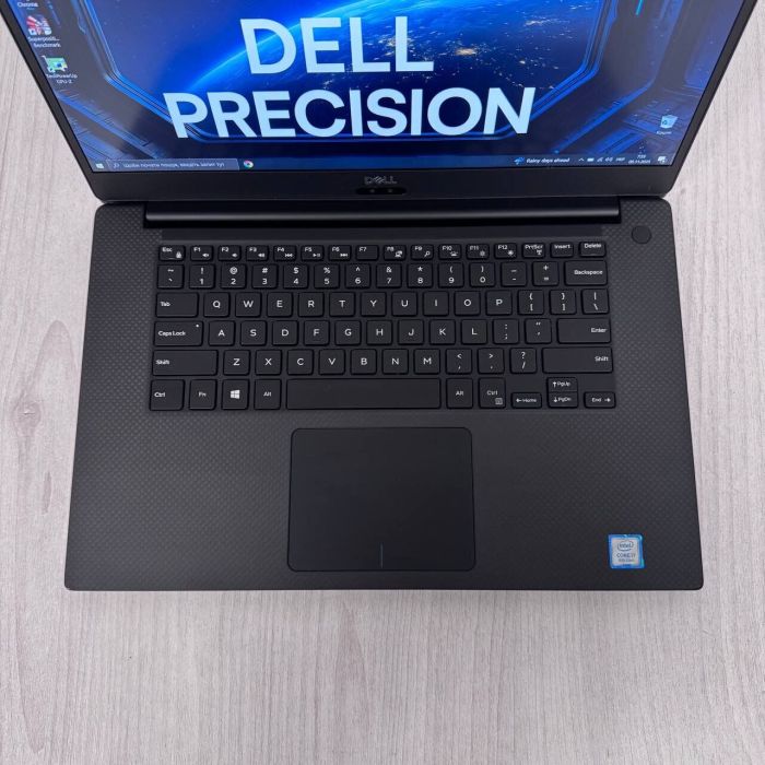 Мобільна робоча станція Б-класу Dell Precision 5540 / 15,6" (1920x1080) IPS / Intel Core i7-9750H (6 (12) ядер по 2,6 - 4,5 ГГц) / 16 ГБ DDR4 / 512 ГБ SSD / nVidia Quadro T1000, 4 ГБ GDDR6, 128-біт / WebCam б/в - зображення 3