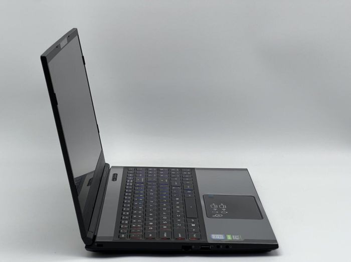 Ігровий ноутбук CyberPowerPC Tracer III 15 / 15.6" (1920x1080) IPS / Intel Core i7-9750H (6 (12) ядер по 2.6 - 4.5 GHz) / 16 GB DDR4 / 480 GB SSD / nVidia GeForce RTX 2060, 6 GB GDDR6, 192-bit / WebCam б/в - зображення 3