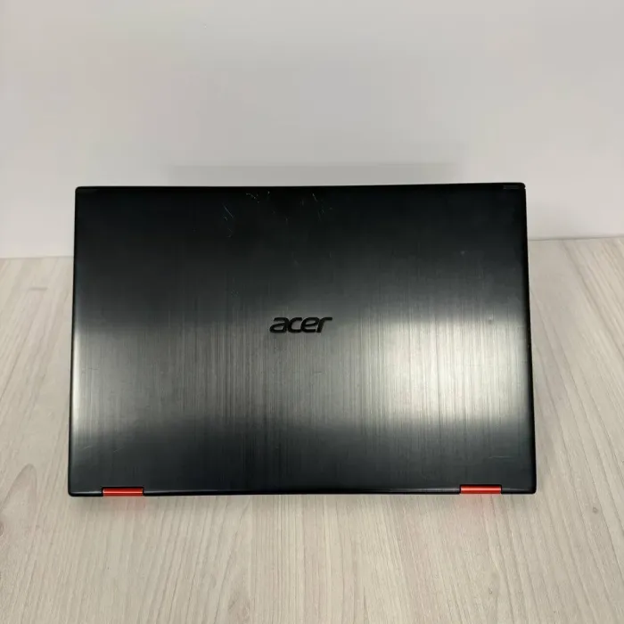 Ігровий ноутбук-трансформер Б-клас Acer Nitro 5 Spin NP515-51 / 15.6" (1920x1080) IPS Touch / Intel Core i5-8250U (4 (8) ядра по 1.8 - 3.4 GHz) / 8 GB DDR4 / 256 GB SSD M.2 + 1000 GB HDD / nVidia GeForce GTX 1050, 4 GB GDDR5, 128-bit / WebCam б/в - зображення 3