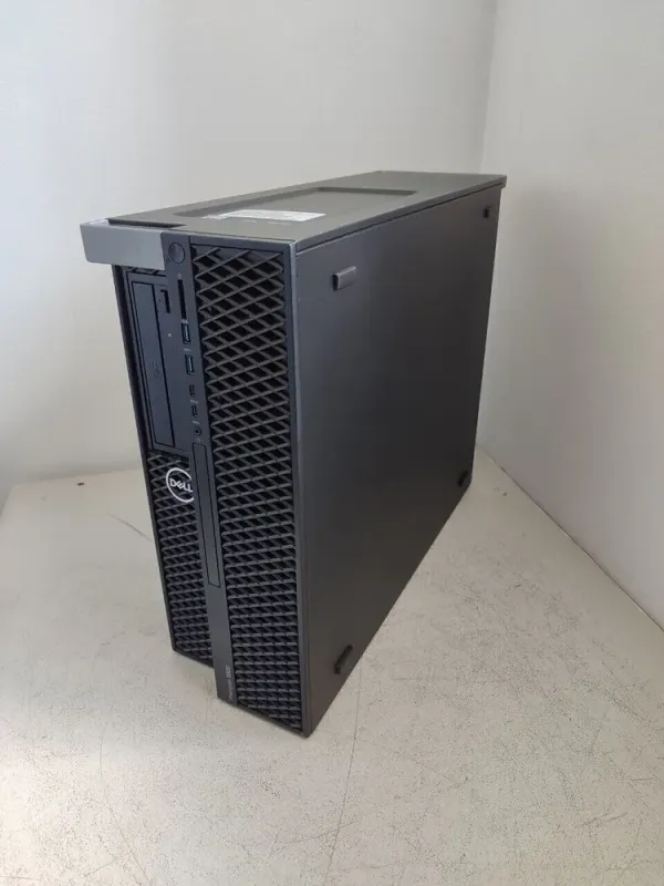 Робоча станція Dell Precision 5820 Tower / Intel Xeon W-2123 (4 (8) ядра по 3.6 - 3.9 GHz) / 32 GB DDR4 / 256 GB SSD / nVidia Quadro P600, 2 GB GDDR5, 128-bit / DVD-ROM б/в - зображення 2