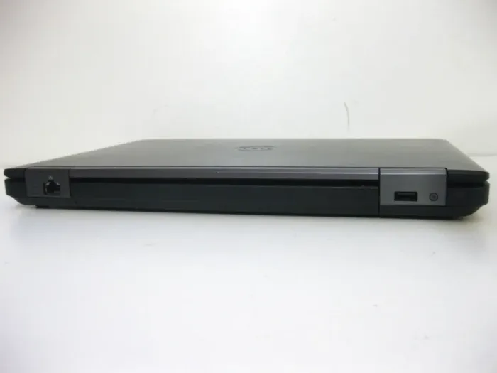 Ноутбук Dell Latitude E5440 / 14" TN / Core i3-4010U (2(4) ядра по 1.7GHz) / 8GB DDR3 / 240GB SSD / HD Graphics 4400 / WebCam б/в - зображення 6