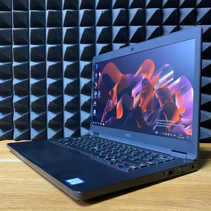 Ультрабук Dell Latitude 5480 / 14" (1920x1080) TN / Intel Core i5-6300U (2 (4) ядра по 2.4 - 3.0 GHz) / 8 GB DDR4 / 128 GB SSD / Intel HD Graphic 520 / WebCam б/в - зображення 6