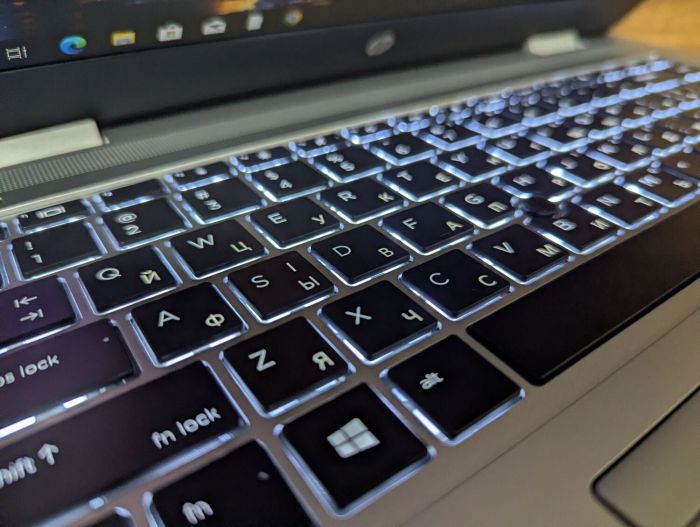 Ноутбук Б-клас HP ProBook 640 G5 / 14" (1920x1080) IPS / Intel Core i5-8265U (4 (8) ядра по 1.6 - 3.9 GHz) / 8 GB DDR4 / 256 GB SSD / Intel UHD Graphics 620 / WebCam / TouchID / Windows 10 б/в - изображение 8