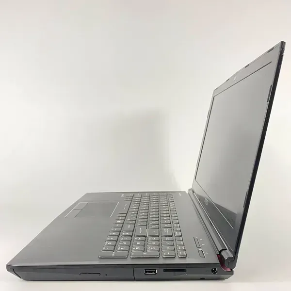 Ігровий ноутбук MSI GE62VR 6RF / 15.6" (1920x1080) IPS / Intel Core i7-6700HQ (4 (8) ядра по 2.6 - 3.5 GHz) / 16 GB DDR4 / 512 GB SSD / nVidia GeForce GTX 1060, 6 GB GDDR5, 192-bit / WebCam / HDMI б/в - зображення 5