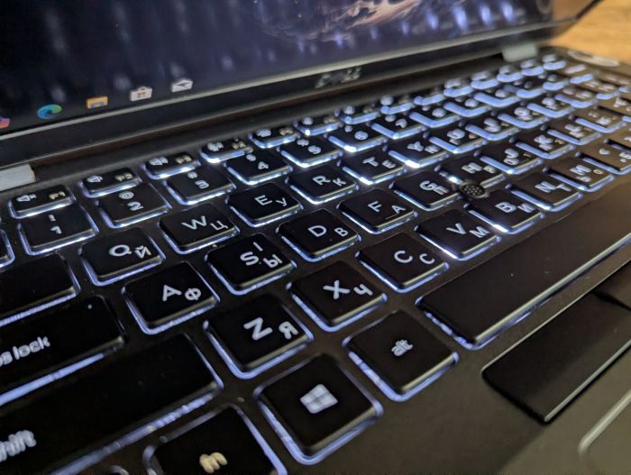 Ультрабук Dell Latitude 5400 / 14" (1920x1080) IPS / Intel Core i7-8665U (4 (8) ядра по 1.9 - 4.8 GHz) / 16 GB DDR4 / 512 GB SSD / Intel UHD Graphics 620 / WebCam / TouchID / Windows 10 б/в - изображение 6