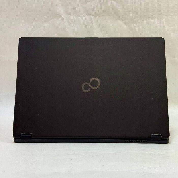 Ноутбук Fujitsu Lifebook U757 / 15.6" (1920x1080) IPS / Intel Core i5-6200U (2 (4) ядра по 2.3 - 2.8 GHz) / 16 GB DDR4 / 256 GB SSD / Intel HD Graphics 520 / WebCam / 3G / Windows 10 Pro б/в - изображение 7