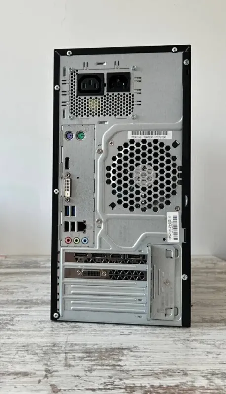 Ігровий ПК Fujitsu Tower / Intel Core i7-6700 (4 (8) ядра по 3.4 - 4.0 GHz) / 8 GB DDR4 / 500 GB SSD + 1000 GB HDD / nVidia GeForce GTX 650, 1 GB GDDR5, 128-bit б/в - зображення 3